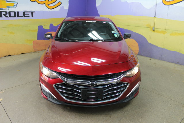 Used 2023 Chevrolet Malibu LT FWD image 3
