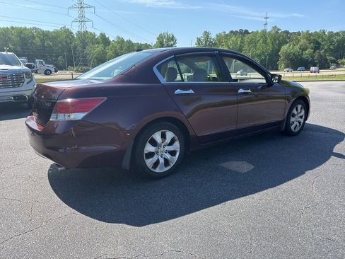 Used 2010 Honda Accord EX-L image 4