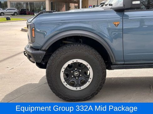 Used 2021 Ford Bronco Badlands image 6