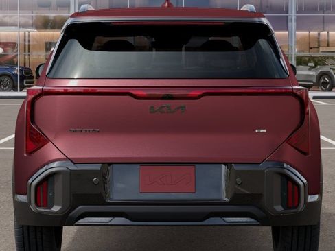 New 2027 Kia Seltos X-Line S w/ X-Line S Premium Package AWD/4WD image 13