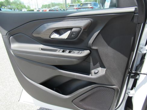 Used 2024 GMC Terrain SLE w/ Driver Convenience Package AWD/4WD image 20