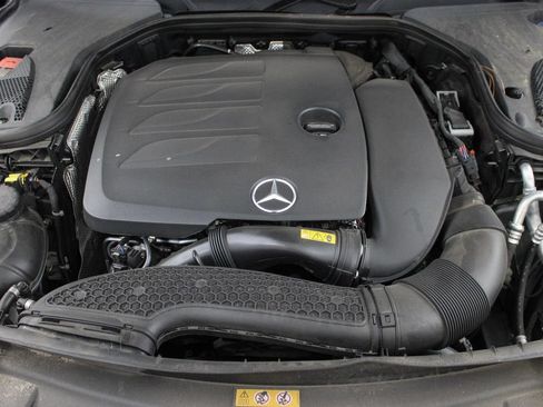 Used 2023 Mercedes-Benz E 350 4MATIC Sedan image 44