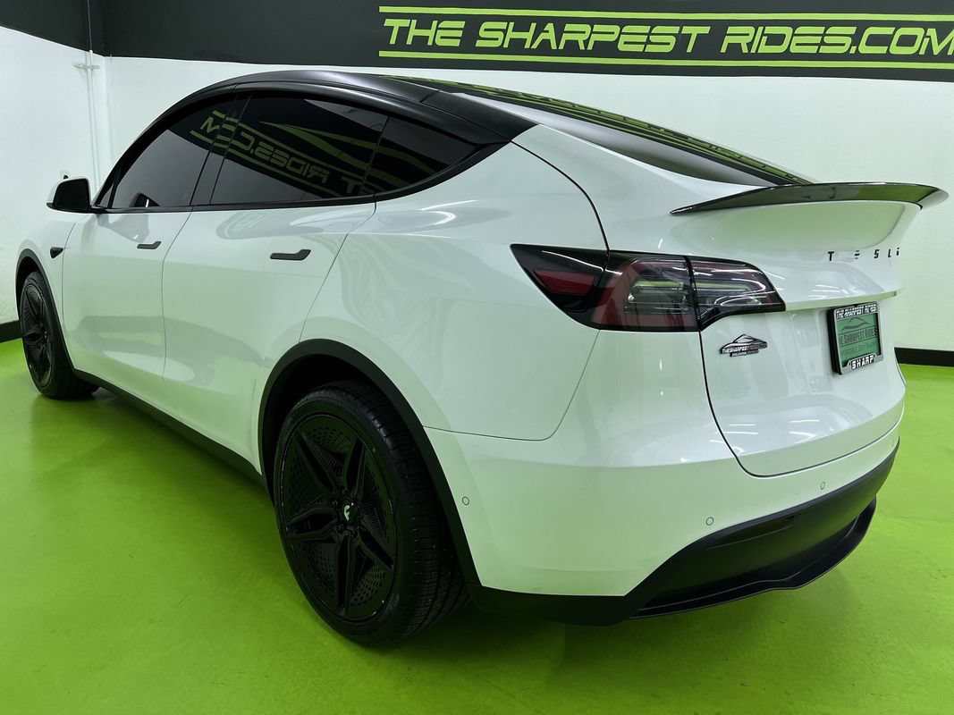 Used 2022 Tesla Model Y Long Range AWD/4WD image 6