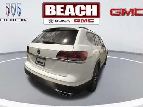 Used 2022 Volkswagen Atlas SE FWD image 3