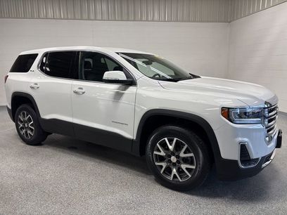 Used 2023 GMC Acadia SLE w/ LPO, Floor Liner Package
