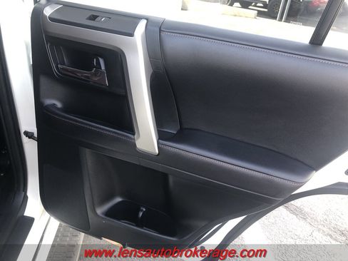 Used 2018 Toyota 4Runner Limited image 23