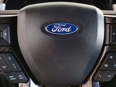 Used 2018 Ford F150 Raptor w/ Equipment Group 802A Luxury AWD/4WD image 31