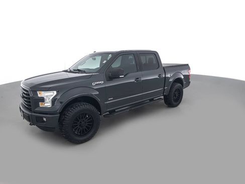 Used 2016 Ford F150 XLT w/ Equipment Group 302A Luxury image 10
