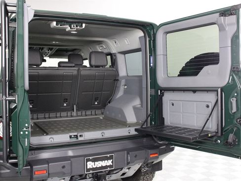 New 2025 INEOS Grenadier Fieldmaster Edition image 21