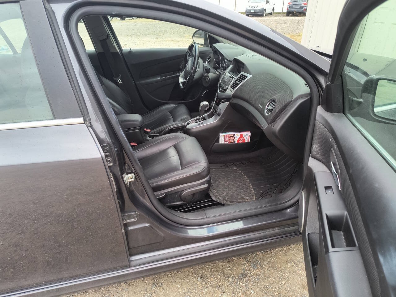 Used 2011 Chevrolet Cruze LTZ w/ RS Package FWD image 27