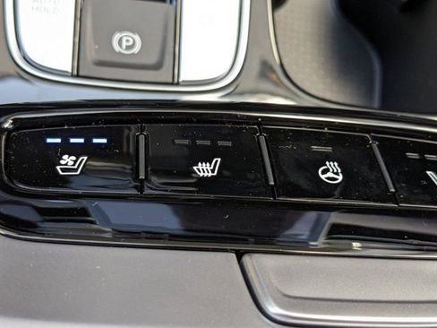 Used 2024 Hyundai Santa Cruz Limited image 28