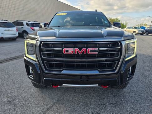 Used 2024 GMC Yukon XL AT4 w/ Technology Package AWD/4WD image 8