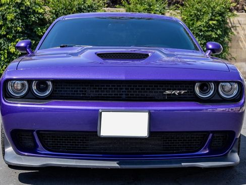 Used 2016 Dodge Challenger SRT Hellcat RWD image 13