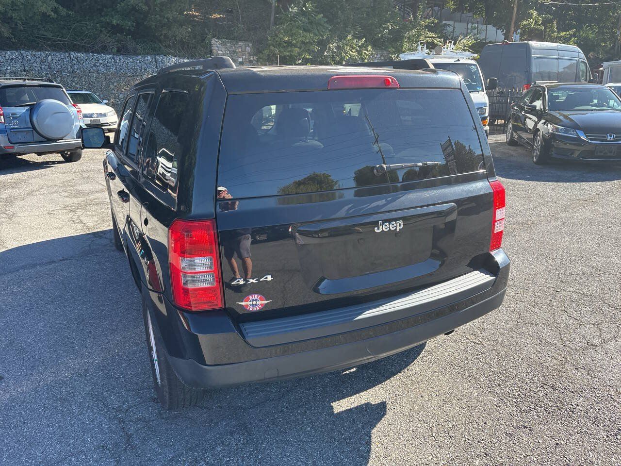 Used 2014 Jeep Patriot Sport w/ Power Value Group AWD/4WD image 3