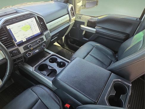 Used 2022 Ford F250 4x4 Crew Cab Super Duty image 19
