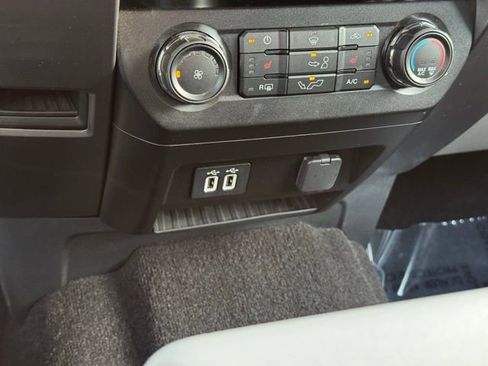 Certified 2020 Ford F150 XLT w/ Equipment Group 302A Luxury AWD/4WD image 15