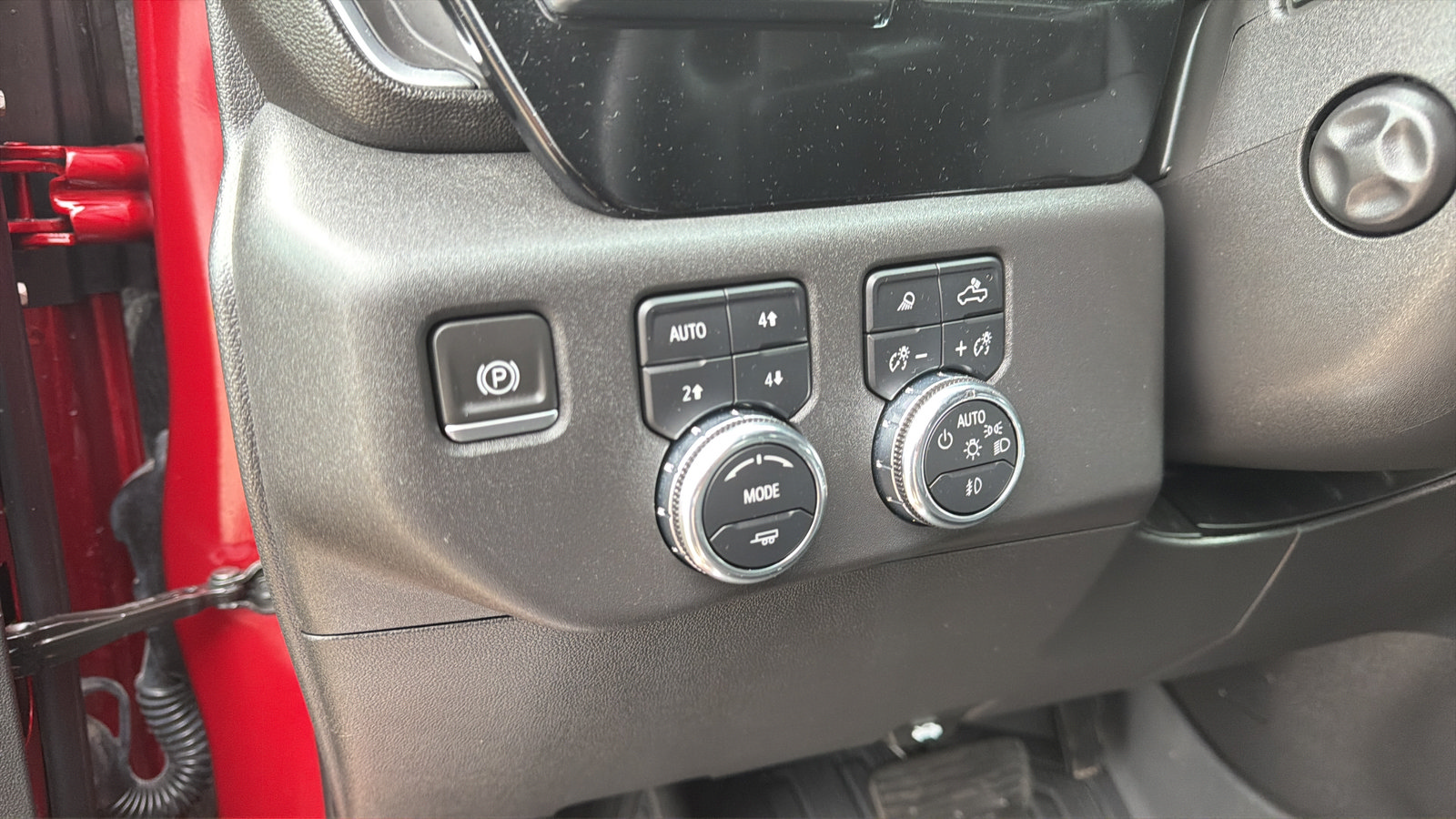 Used 2023 GMC Sierra 1500 SLT w/ SLT Premium Package AWD/4WD image 23