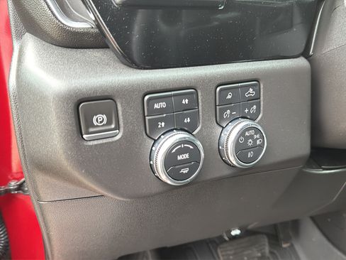 Used 2023 GMC Sierra 1500 SLT w/ SLT Premium Package AWD/4WD image 23
