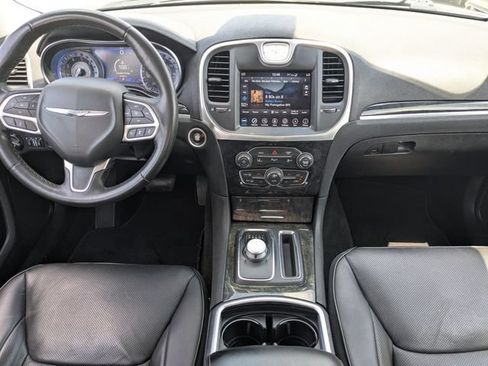 Used 2021 Chrysler 300 Touring L AWD/4WD image 15