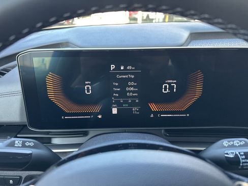 New 2026 Kia Carnival EX image 36