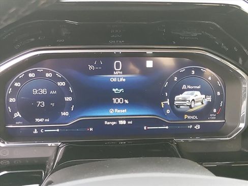 Used 2025 Chevrolet Silverado 1500 RST w/ Z71 Off-Road Package AWD/4WD image 19