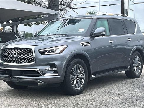 Used 2021 INFINITI QX80 Luxe RWD image 2