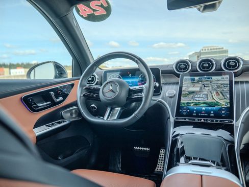 Certified 2024 Mercedes-Benz GLC 300 4MATIC w/ AMG Line image 20