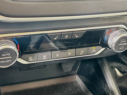 Used 2020 Nissan Altima 2.5 SV image 19