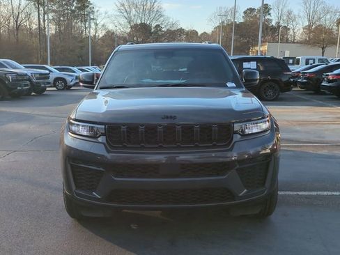 New 2026 Jeep Grand Cherokee Altitude AWD/4WD image 8