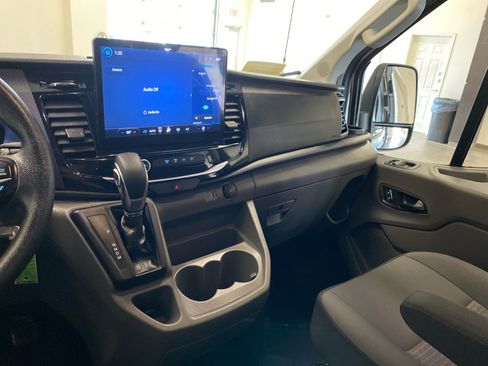 Used 2023 Ford Transit 350 XLT RWD image 13