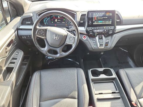 Certified 2023 Honda Odyssey Sport image 11