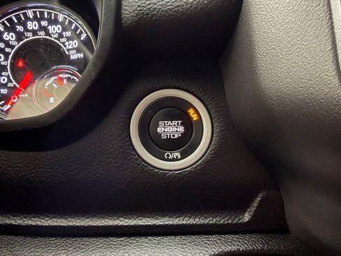 Used 2023 RAM 1500 Big Horn AWD/4WD image 30