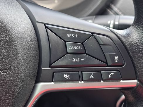 Used 2025 Nissan Sentra SV FWD image 24