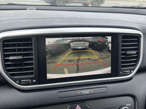 Used 2022 Kia Sportage Nightfall Edition image 28