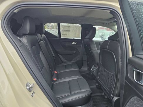 New 2026 Volvo XC40 B5 Ultra w/ Climate Package image 13