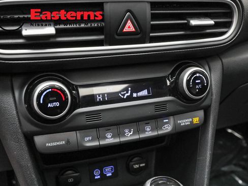 Used 2019 Hyundai Kona Limited image 19