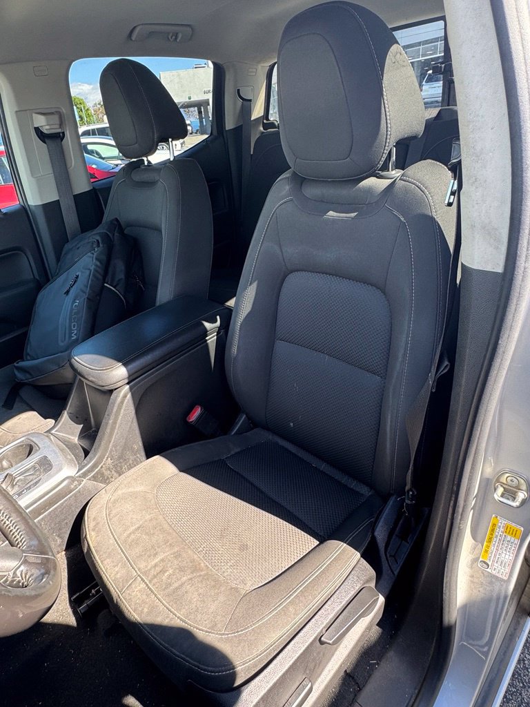 Used 2019 Chevrolet Colorado LT w/ LT Convenience Package RWD image 16