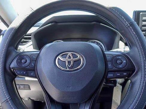 Certified 2021 Toyota RAV4 LE w/ Carpet Mat Package (TMS) AWD/4WD image 14
