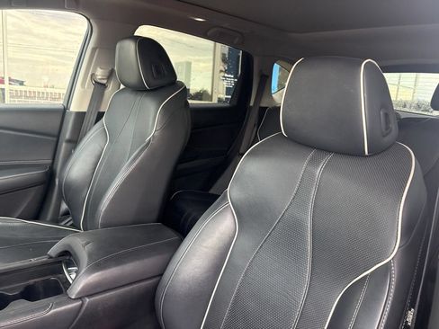 Used 2019 Acura RDX w/ Advance Package AWD/4WD image 12