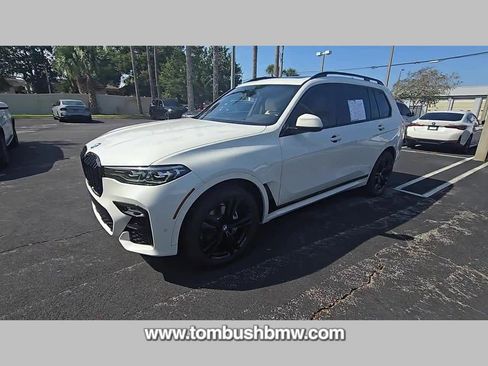 Used 2021 BMW X7 xDrive40i w/ M Sport Package image 21