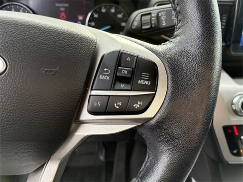 Certified 2022 Ford Explorer XLT w/ Equipment Group 202A image 28