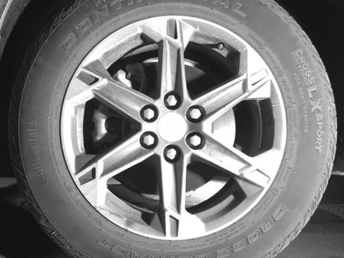 Used 2025 Chevrolet Blazer LT FWD image 12