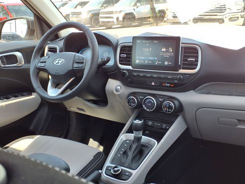 New 2026 Hyundai Venue SEL FWD image 10