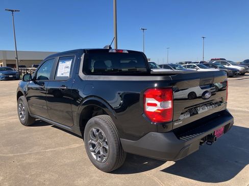 New 2026 Ford Maverick XLT image 5