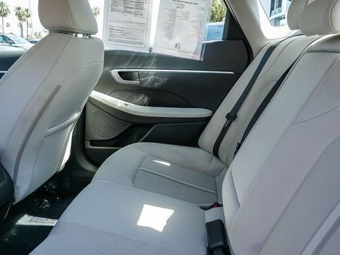 Used 2025 Hyundai Sonata SEL FWD image 21