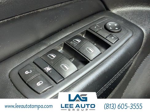 Used 2017 Jeep Grand Cherokee Laredo w/ Quick Order Package 2BE image 23