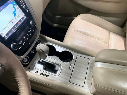 Used 2017 Nissan Murano Platinum image 17