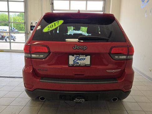 Used 2017 Jeep Grand Cherokee Trailhawk w/ Trailhawk Luxury Group AWD/4WD image 11