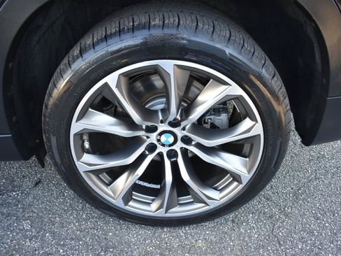 Used 2016 BMW X6 xDrive50i AWD/4WD image 33
