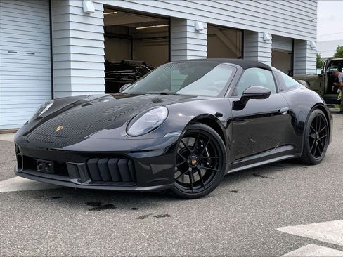 Used 2026 Porsche 911 Targa 4 GTS AWD/4WD image 1